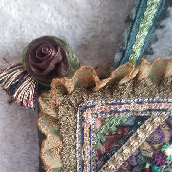 Shin Sai Bashi Lace Tote 14''x14'' x 4'' - Picture 6 of 8